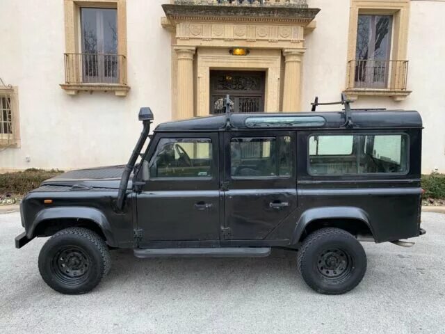 Defender 100dl. Ленд Ровер Дефендер 1993. Ленд Ровер Дефендер 100. Лендровер Дефендер-СТО десять». Land Rover Defender 100 Узбекистан.