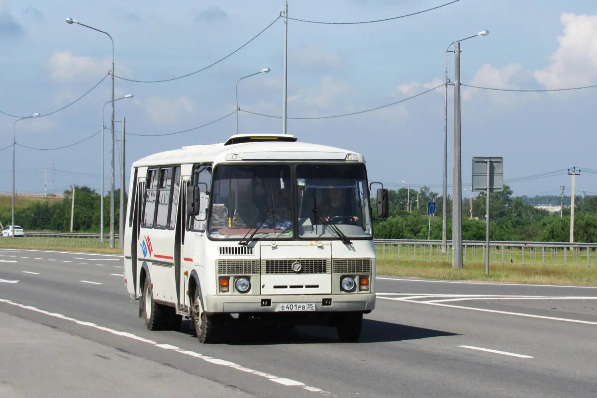 797 автобус маршрут. Автобус ПАЗ 2022. ПАЗ 2022 года. Капот ПАЗ 4234.