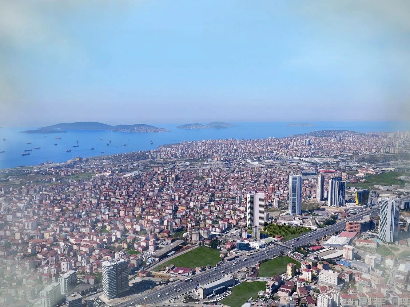Ada home istanbul. Набережная мальтепе стамбул. Kartal турция. Новая набережная в стамбуле. Фотографии про город картал.