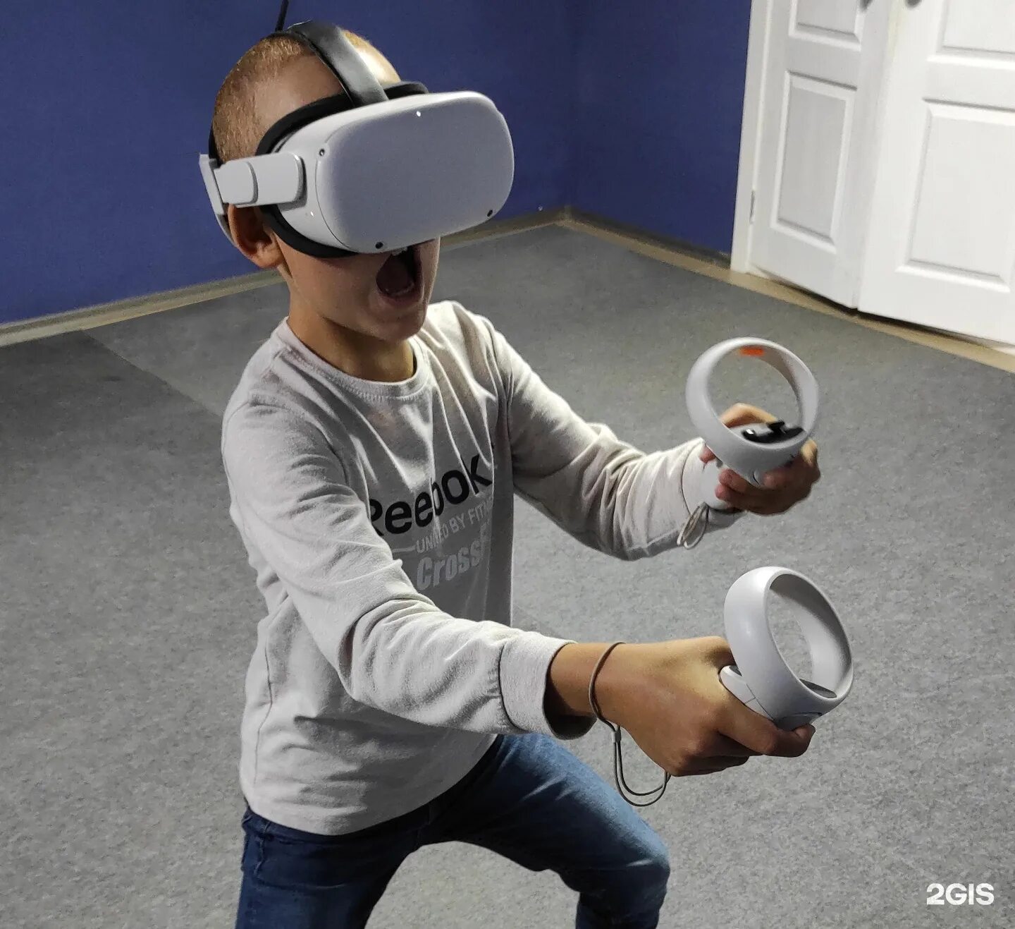 Снять vr. Коннект Ижевск. VR connection. Color connect VR.