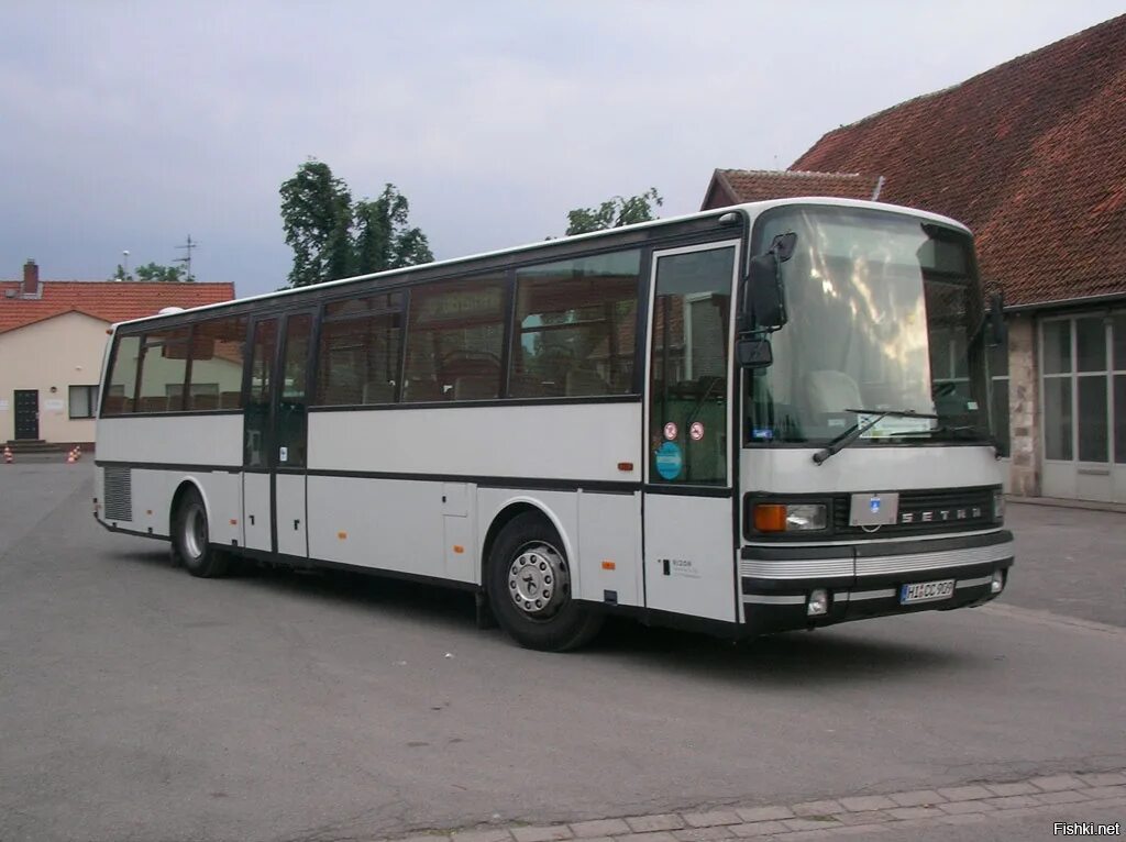 Сетра 215 ul. Автобус сетра. Setra автобус. Автобус сетра багажник. Автобус пассаж