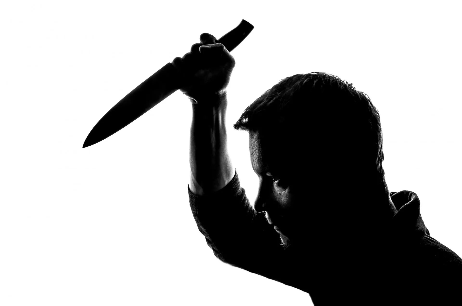 Нападение моральный. Силуэт мужчины с ножом. Силуэт человека с ножом.
