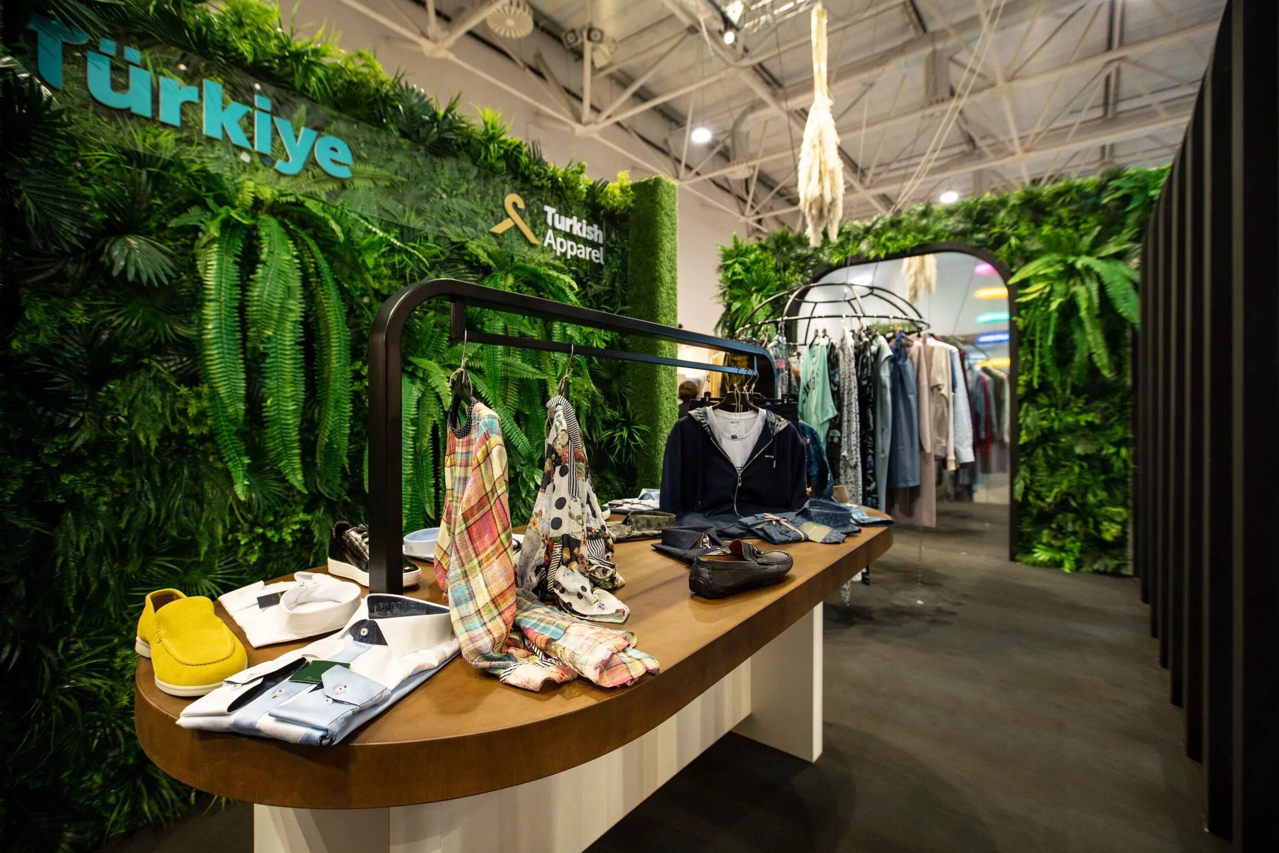 Cpm выставка 2023. Cpm выставка. Cpm выставка. Международная выставка индустрии моды cpm — collection première moscow. Cpm выставка 2022.