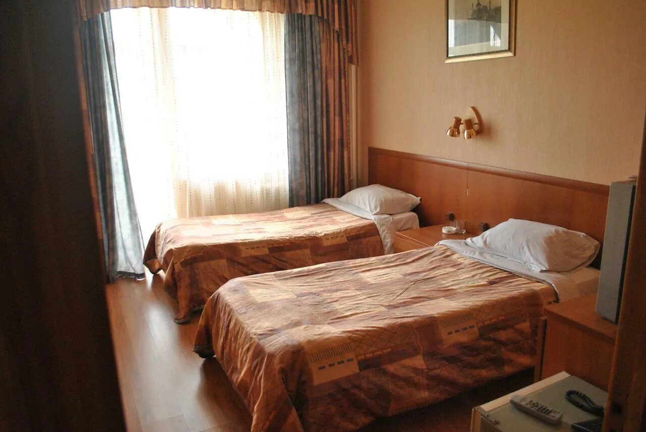 Гостиница посадская сергиев посад. Гостиница аристократ павловский посад. Гостиница аристократ сергиев. Гостиница аристократ - сергиев посад, сергиевская улица, 1а. Гостиница аристократ в сергиевом посаде.