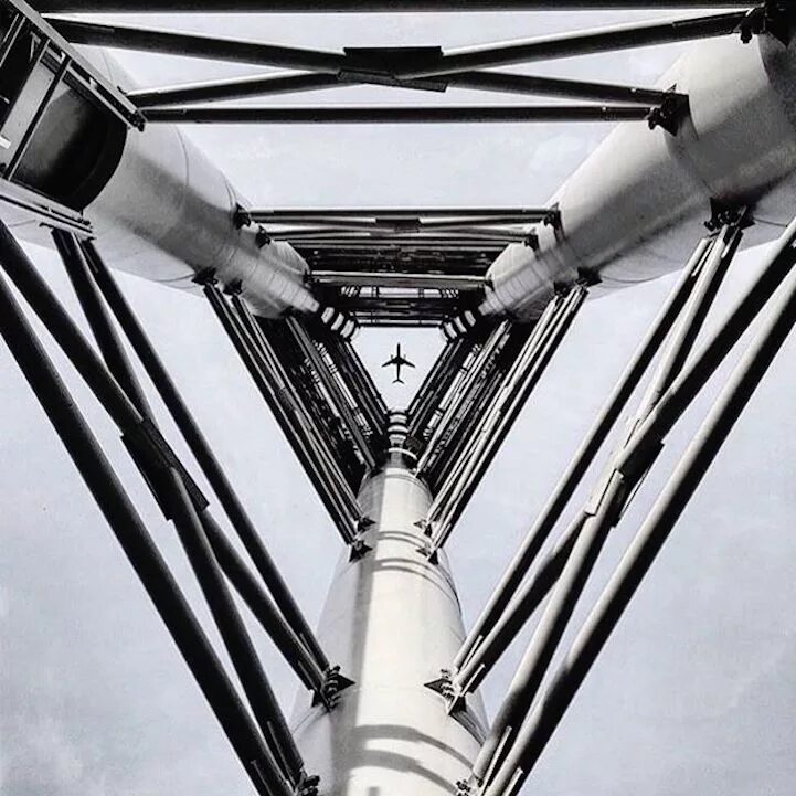 симметричная композиция в фотографии. симметрия в фотографии. нижний новгород мост. симметричные фото. симметричные фото.