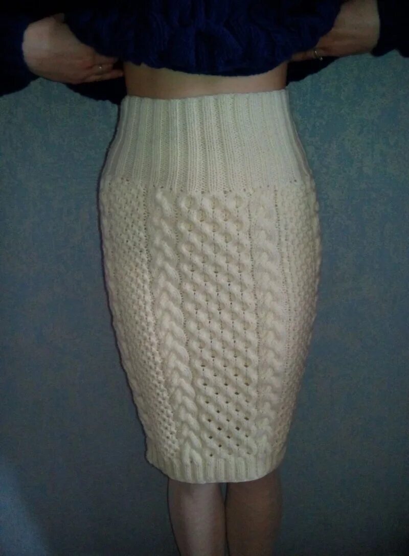 юбка спицами. трикотажная вязаная юбка карандаш. вязаные юбки спицами для женщин. юбка спицами. вязание юбок карандаш спицами.