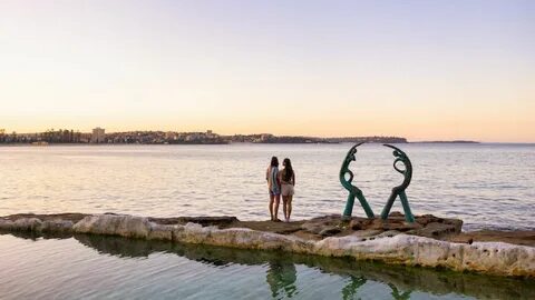 Relax at Shelly Beach 
