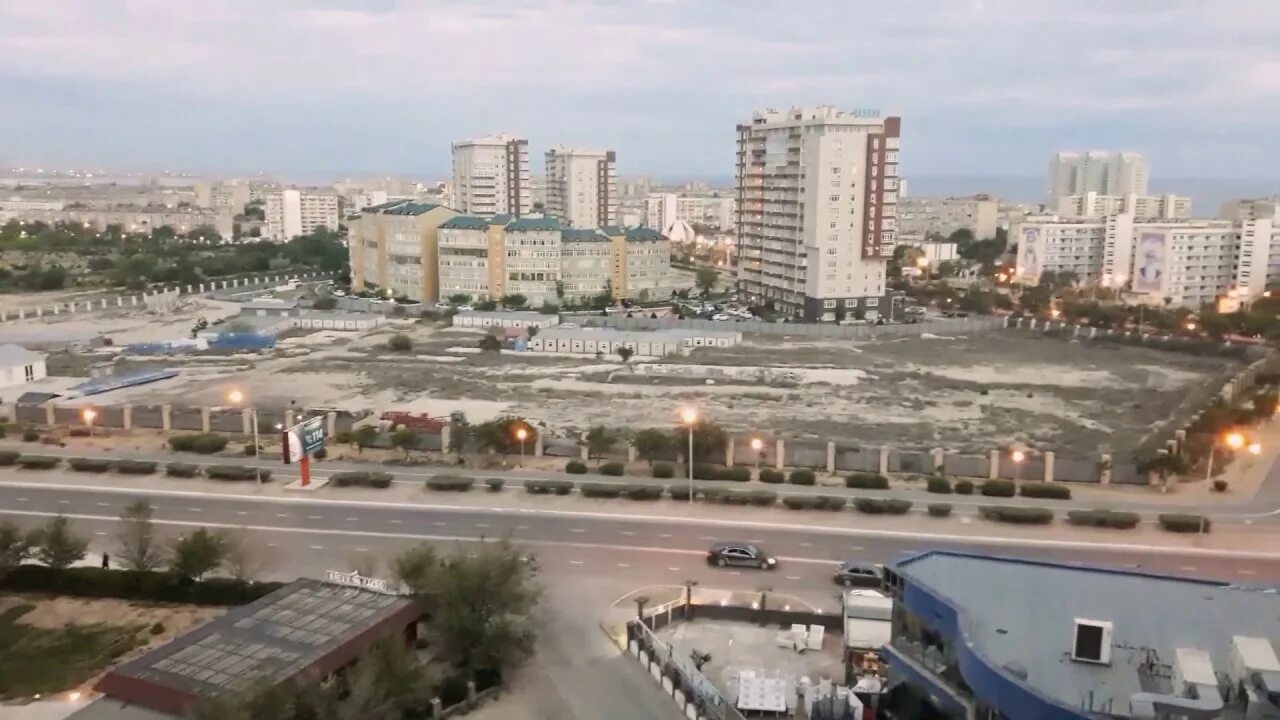Узбекистан актау. Город актау казахстан. Актау казахстан сити. Парк акбота актау. Екатеринбург актау казахстан.