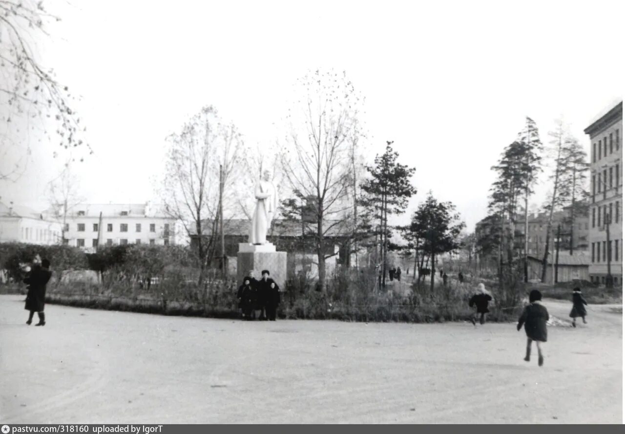 Городок институт. Институт пути Свиблово. Метро Свиблово 1980 год. Городок института пути Свиблово. Институт пути Свиблово история.