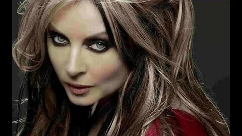 Sarah певица