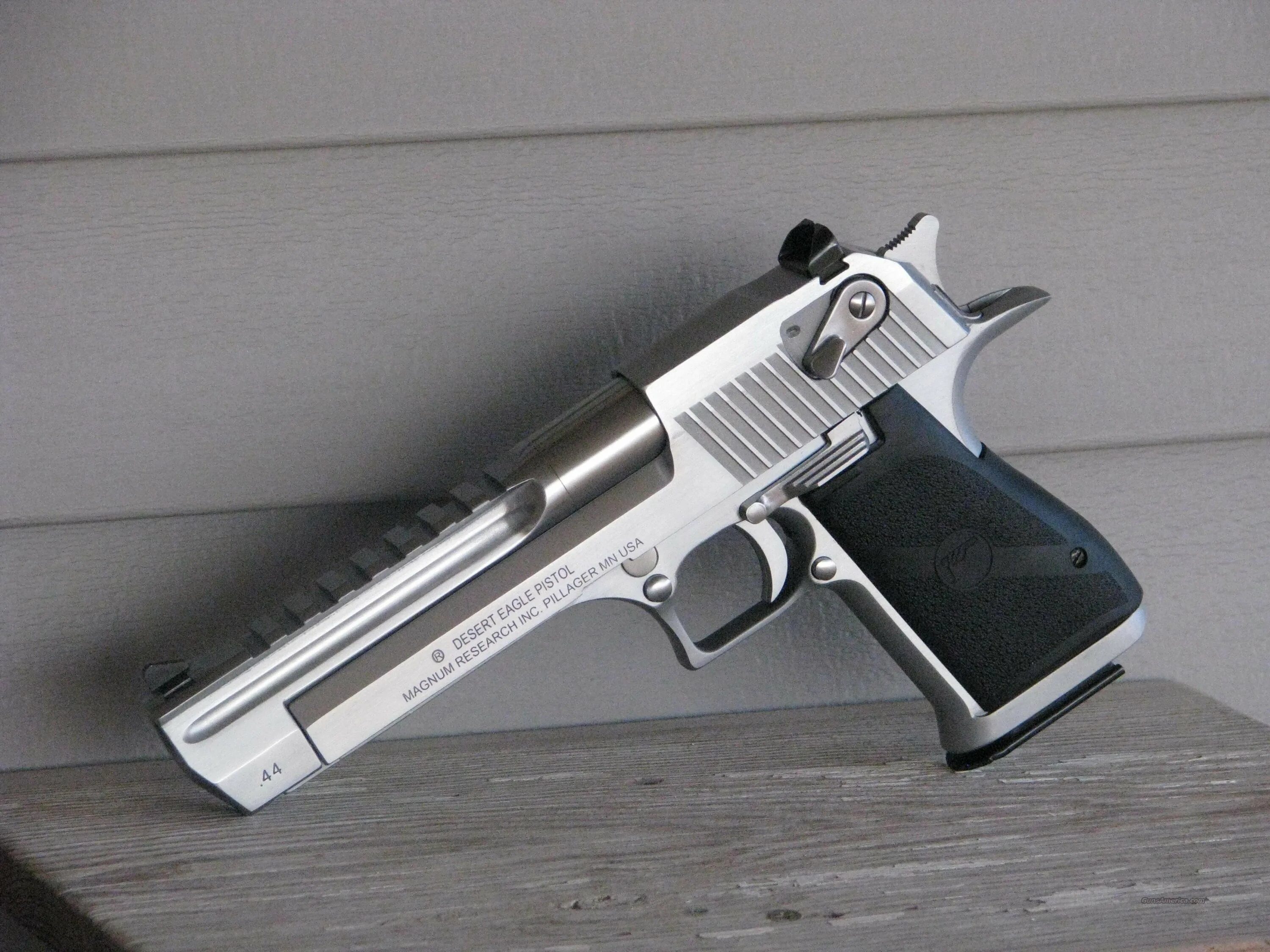 Дигл. Дигл пустынный орел. desert eagle 7.62. digl пистолет. пистолет isottcom desert eagle.