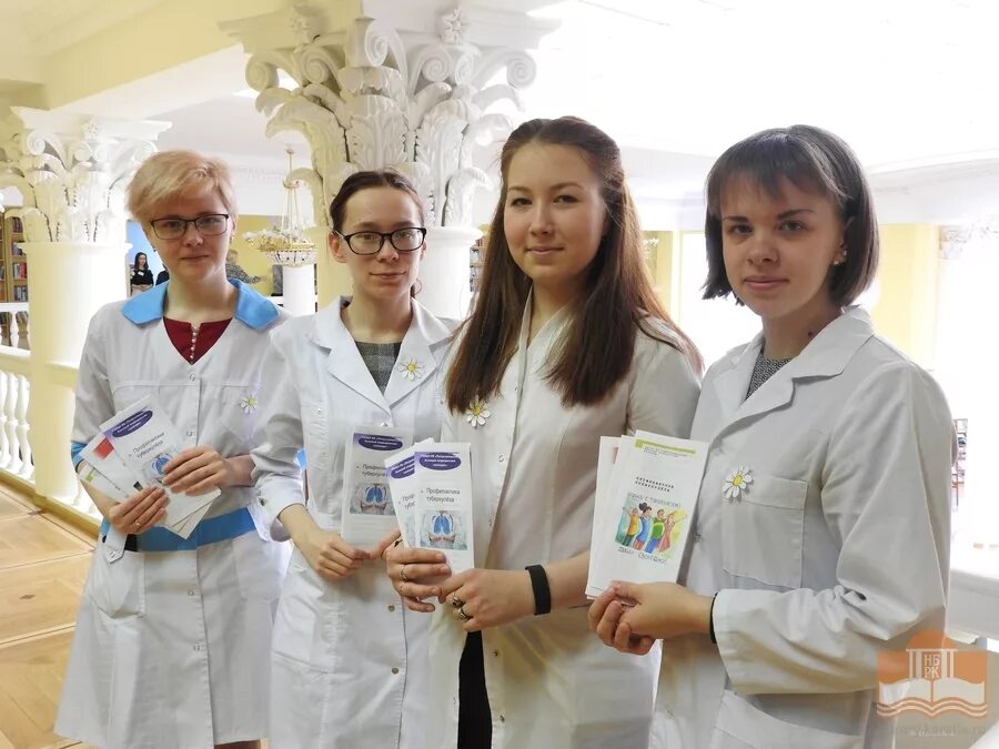 волонтеры медколледжа. волонтеры медики. волонтеры медколледжа в ижевске. волонтеры медики мордовии. колледж милосердия.