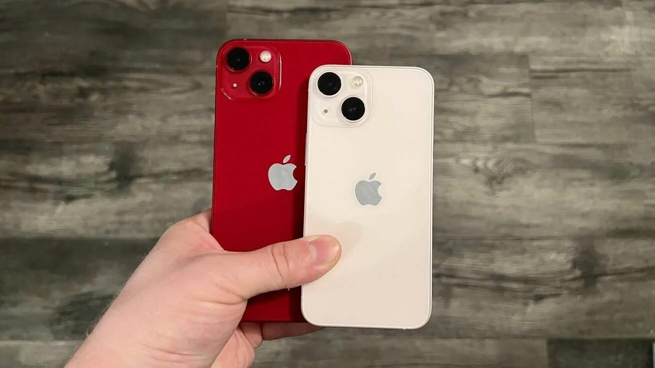 Айфон 13 в живую. Apple iphone 13 Mini. Iphone 13 Mini 128. Iphone 13 и iphone 13 Mini. Iphone 13 Mini Red.