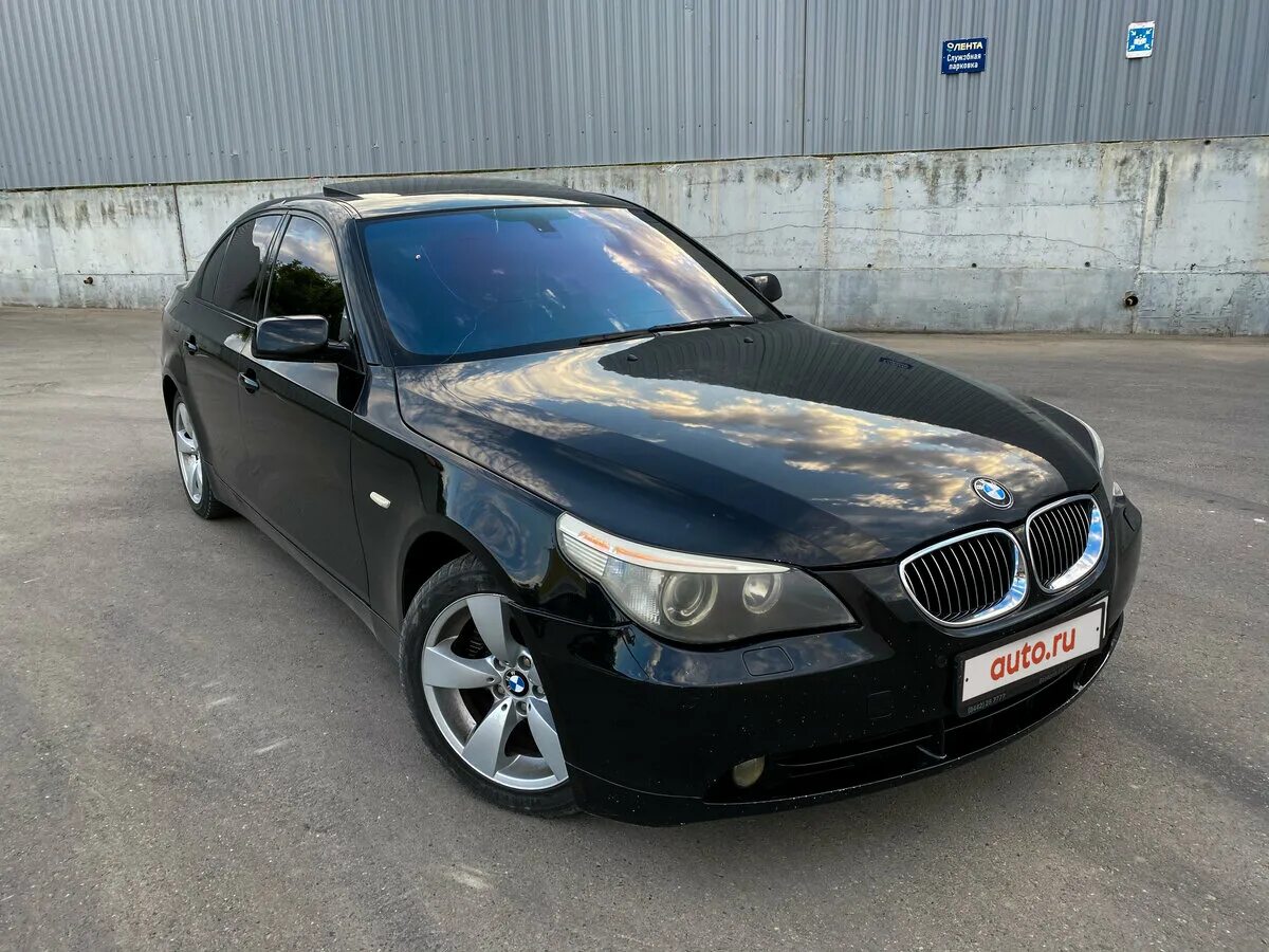 Авито бмв краснодарский край. БМВ седан 2005 года. БМВ 525 2005 В Брянске. Авито БМВ 5.