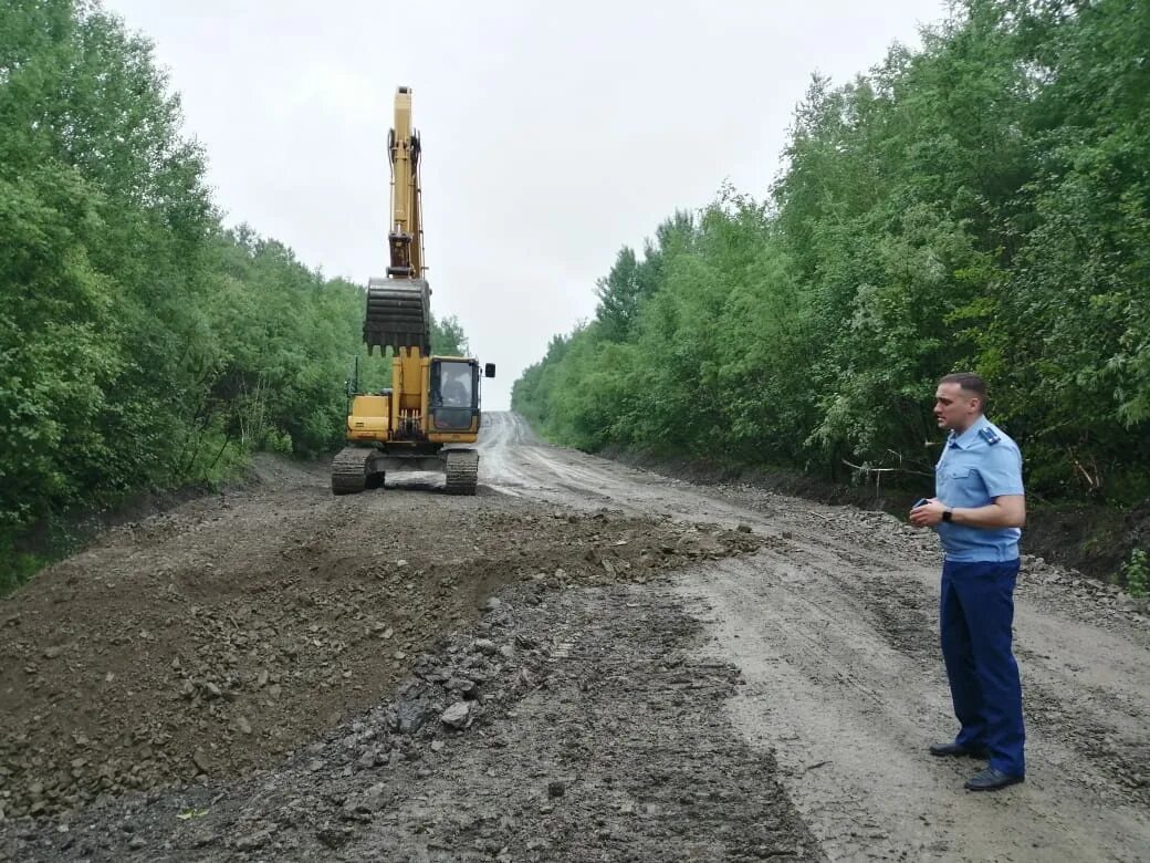 Российские дороги. Дорога Зея Золотая гора. Разбитые российские дороги. Китайские дороги.