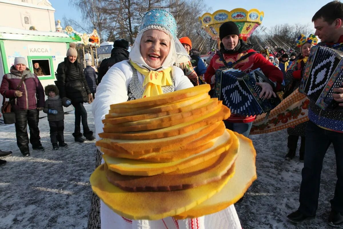 Праздничная масленичная неделя. Масленица. Масленица. Блины. Масленичные гуляния блины. Блинчики на Масленицу.