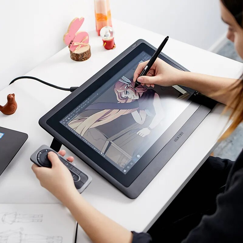 Планшет подходящий для рисования. Графический планшет-монитор wacom cintiq 16. wacom cintiq 22 pro. wacom графический планшет 2025. wacom cintiq pro 16 2025.