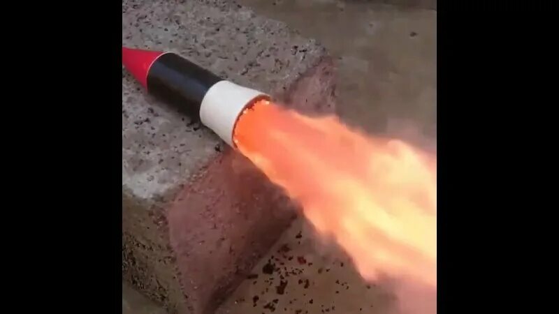Ракета из селитры. Ракета из селитры и газеты. Ракетное топливо из сахара. Ракета из селитры и сахара. Ракетное топливо из сахара и селитры.