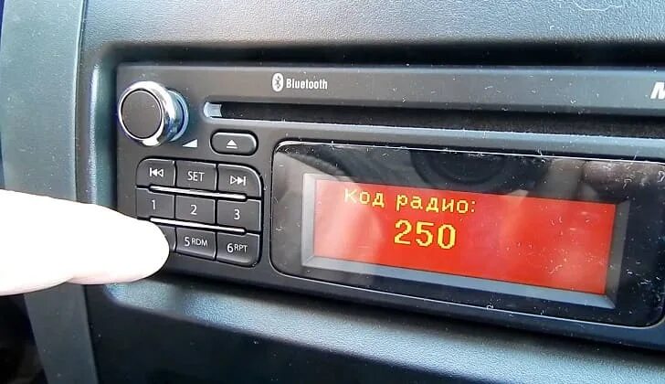 Магнитола ниссан ноут. Код к магнитоле фольксваген. Штатная магнитола nissan terrano. Магнитола рено сандеро степвей 2. Код магнитолы рено логан 2.