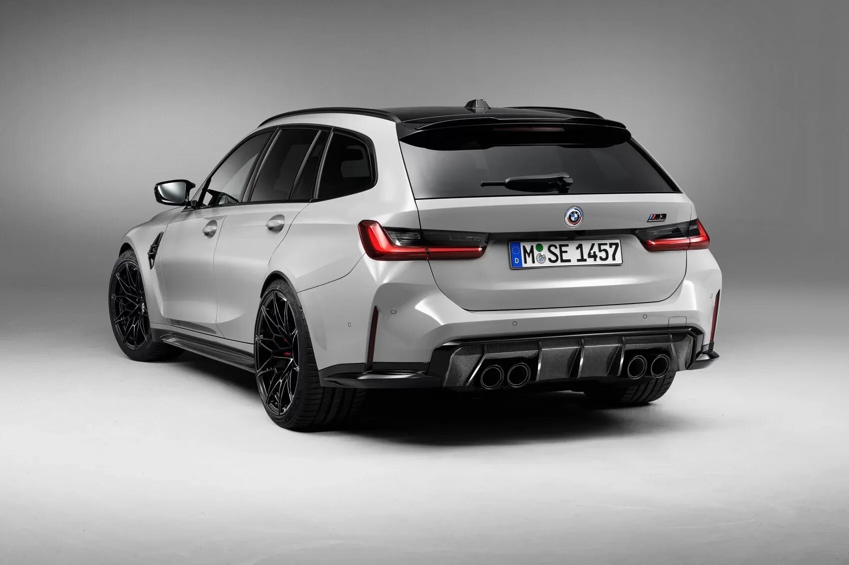 М4 туринг. M3 touring 2025. bmw m3 touring 2025. bmw m3 touring 2025. м3 туринг 2025.