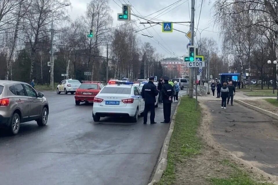 Новости рыбинска вчера. Новости рыбинска вчера. Новости рыбинска вчера. Дтп на окружной с бмв рыбинск. Рыбинск дтп на перекопской дороге за ноябрь месяц.