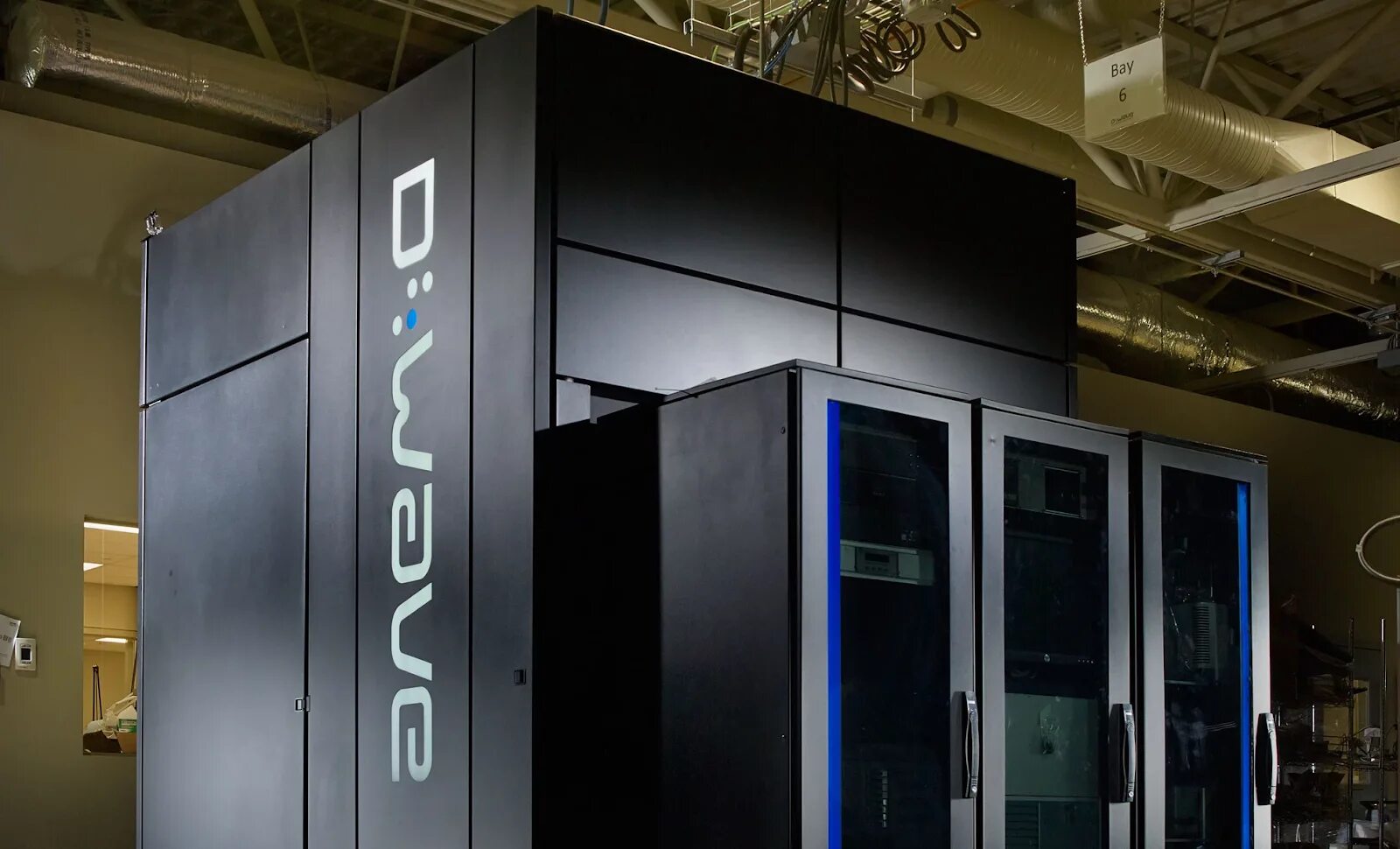 Квантовый компьютер в мире. Квантовый суперкомпьютер IBM. Квантум суперкомпьютер. D-Wave Quantum Computer. D-Wave 2000q.