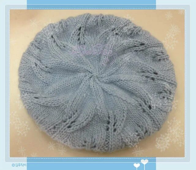 Берет листьями. Шапочка с листочками спицами. Берет листьями. Шапка с листочками. Берет листьями.