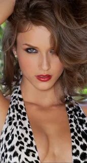 Melena morgan