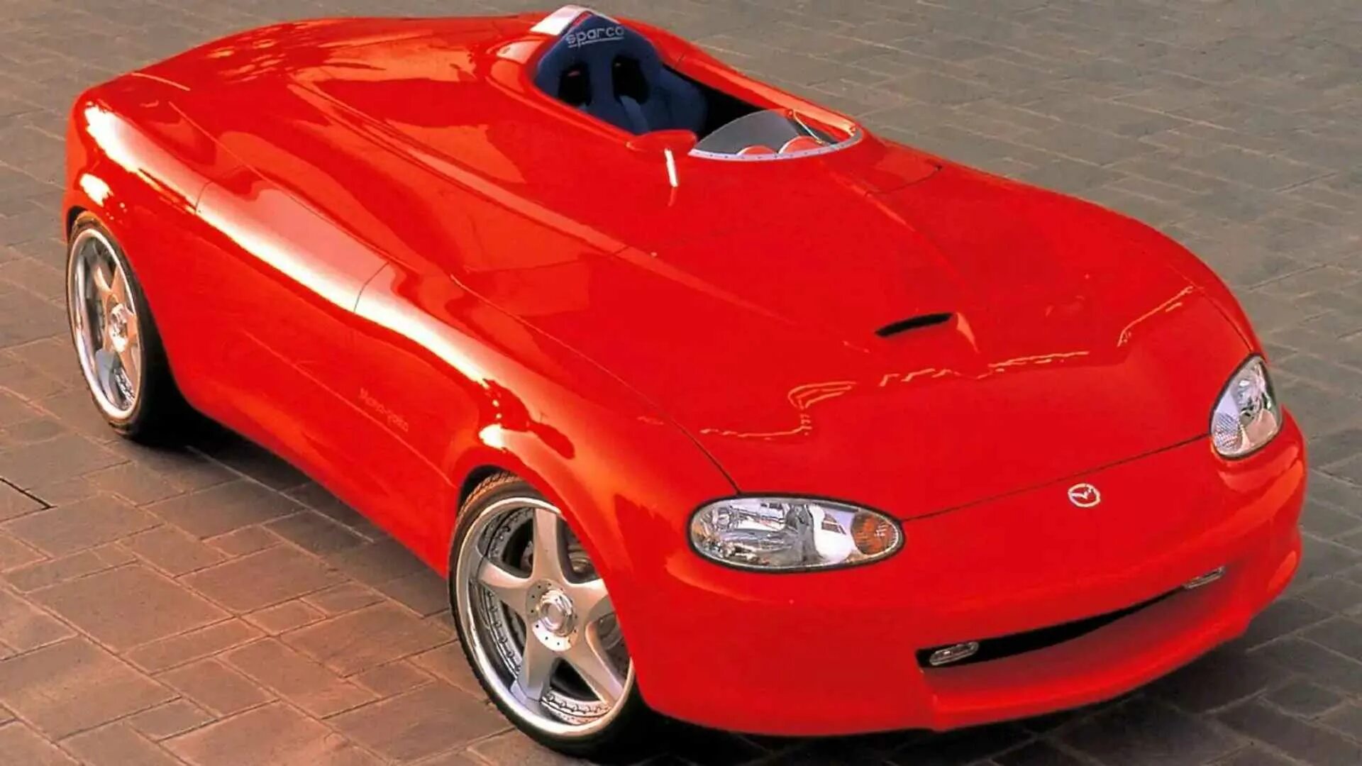 Авто в том купить. Mazda Miata mono. Mazda Concept 2000. Mazda MX-5 2000. Ferrari Monza sp2.