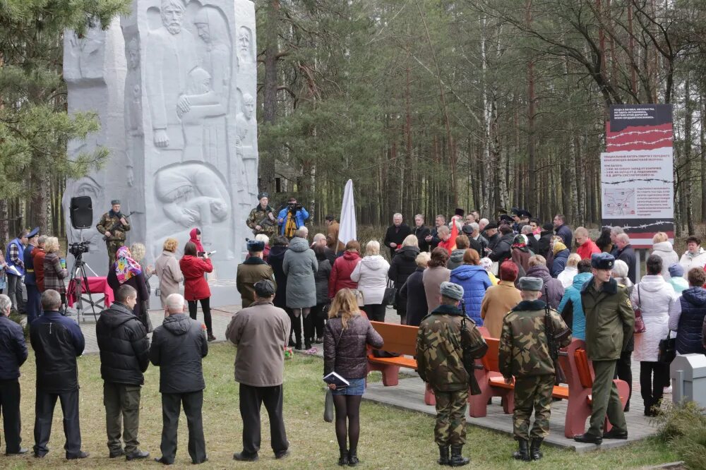 Озаричи мемориальный комплекс.