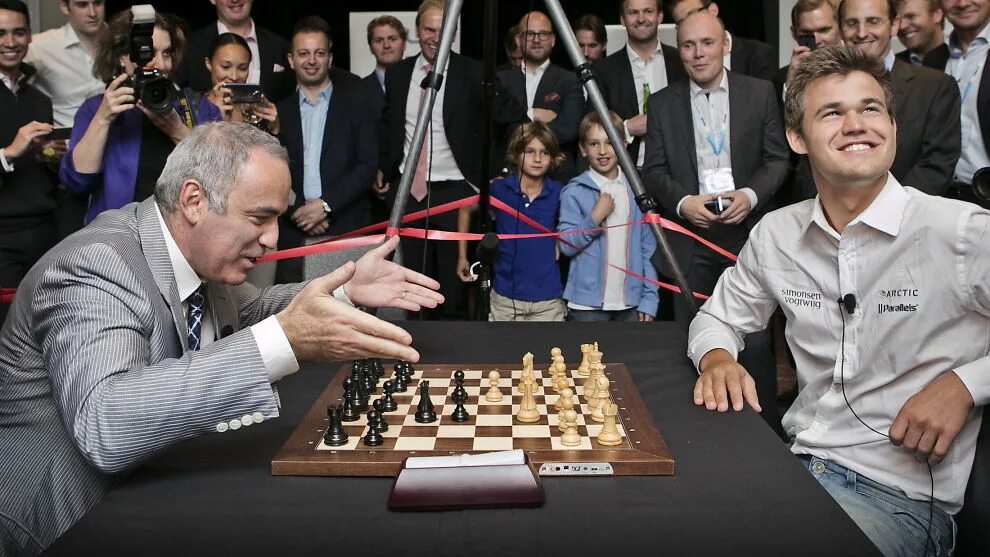 Самые лучшие шахматисты в истории. Магнус Карлсен и Каспаров.
