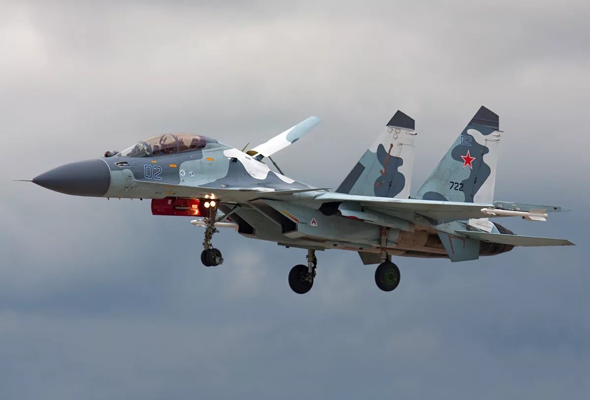 C f russia. Су-30 (т-10 ПУ) «Flanker-c». Су-30mkm. Су-30 двухдвигательный реактивный самолёт. Многоцелевой истребитель Су-30.