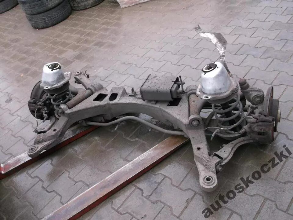 Volvo s60 подвеска. Подвеска s60. Подвеска вольво с 60. Передняя подвеска volvo s60 2007. Задняя подвеска вольво s90.