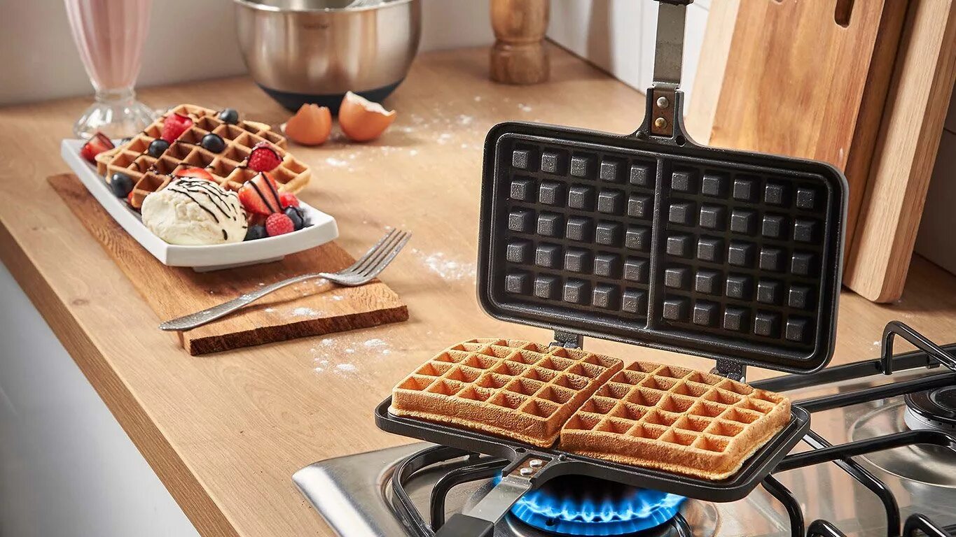 Вафли в грильнице. Waffle maker вафельница. Clatronic электрическая вафельница WA 3606. Xiaomi гриль вафельница. Вафельница Kitfort кт-1613.