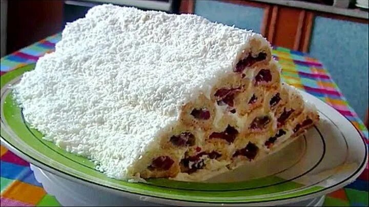 Дрова под снегом торт. Торт дрова под снегом с вишней. Дрова под снегом торт торт. Поленница под снегом торт.
