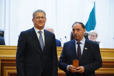 Радий хабиров вручил