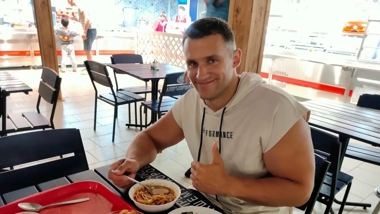 Анапа маковозовы маковозова ютуб. Маковозовы анапа. аморефест анапа 2025. маковозова анапа ютуб. маковозова анапа маковозовы ютуб.