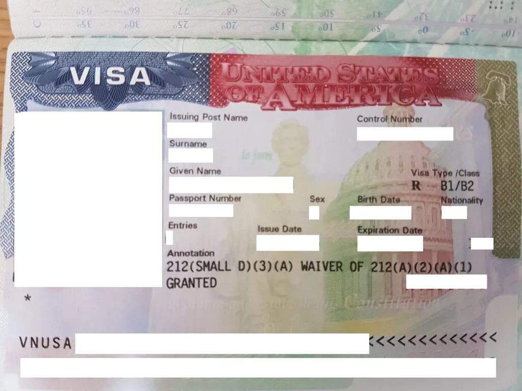 Визы в сша для россиян 2024 году. Американская виза. Виза в США. Visa USA. Как выглядит виза в США.