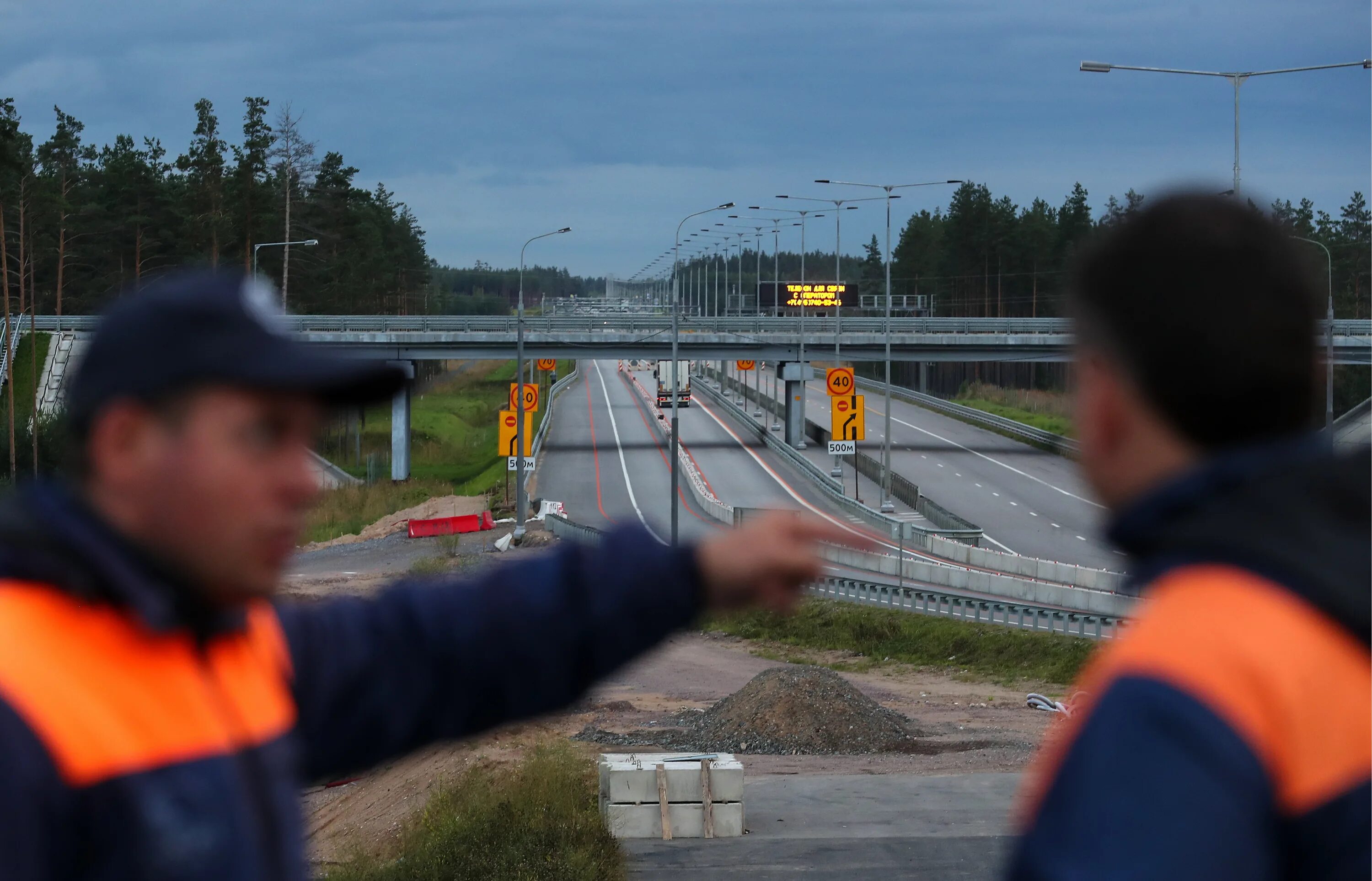 Открыли платную дорогу. Трасса м11 Москва Санкт-Петербург. Платная трасса м-11 Москва -Солнечногорск. Автодор м11. Скоростная трасса.