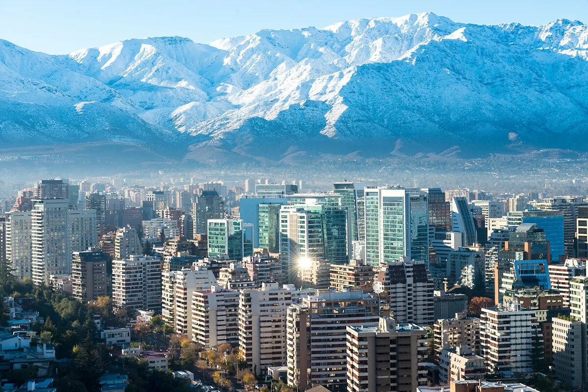 Сантьяго де Чили. Город Сантьяго Чили. Сантьяго де Чили горы. Сантьяго столица.