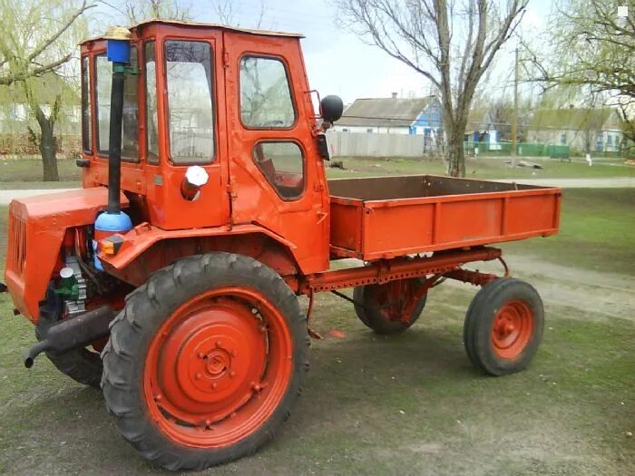 Самоходное шасси т-16м. Т-16 (трактор). Трактор т 16 самоходное шасси. Т 16 разное. Трактор т 16 и т 25.