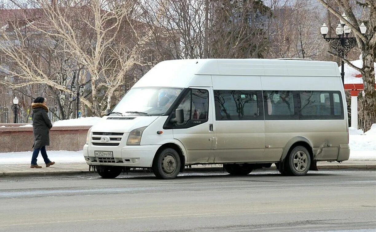 Межгород маршрутки. Межгородской микроавтобус. Маршрутка 222. Маршрутка Солигорск Минск столица. Автобус 222.