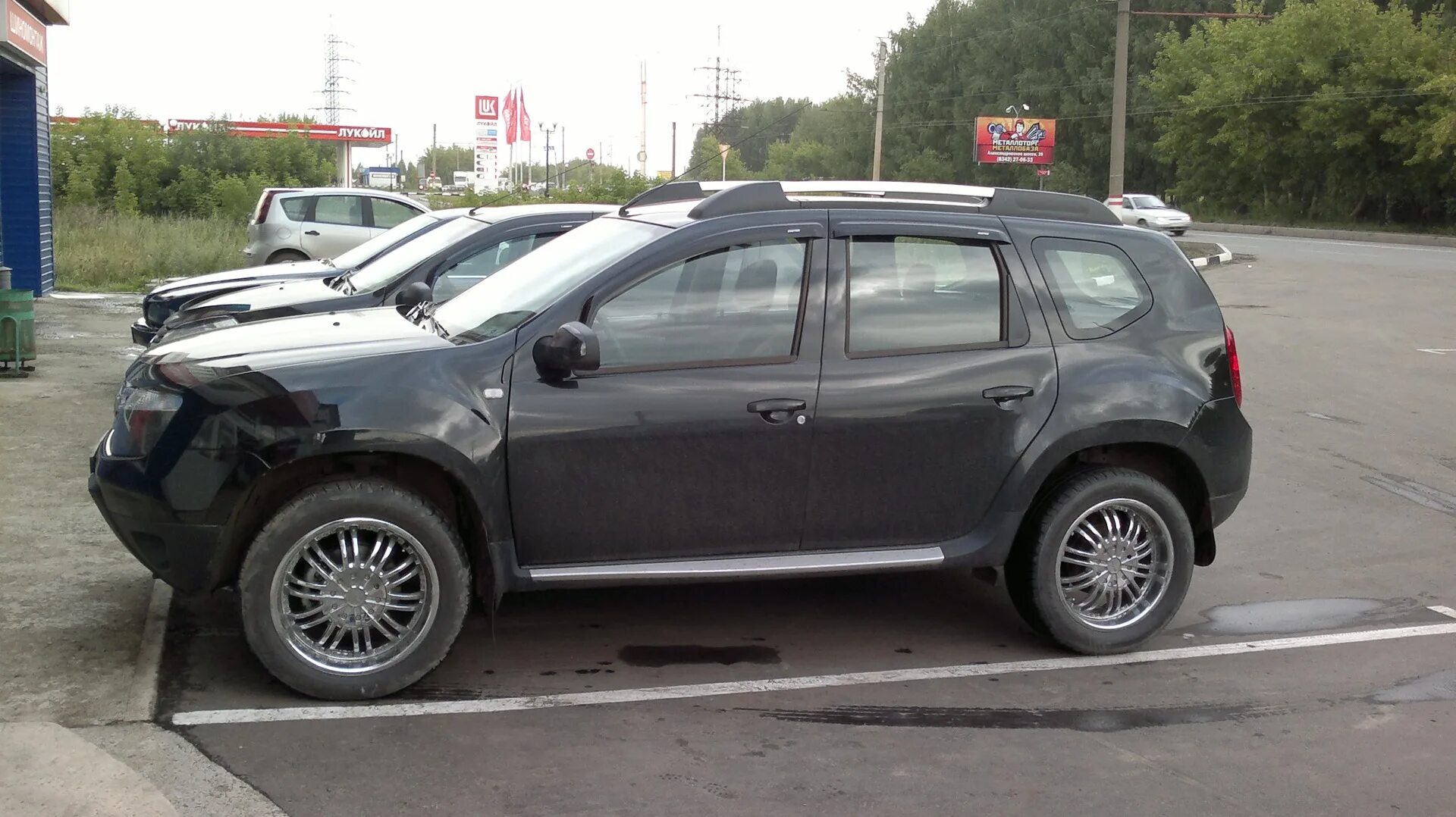 Renault Duster r18. Разболтовка Дастер 2. Renault Duster 2021 резина Bridgestone. Рено Дастер 1.3 CVT мотор. Резина дастер размер r16