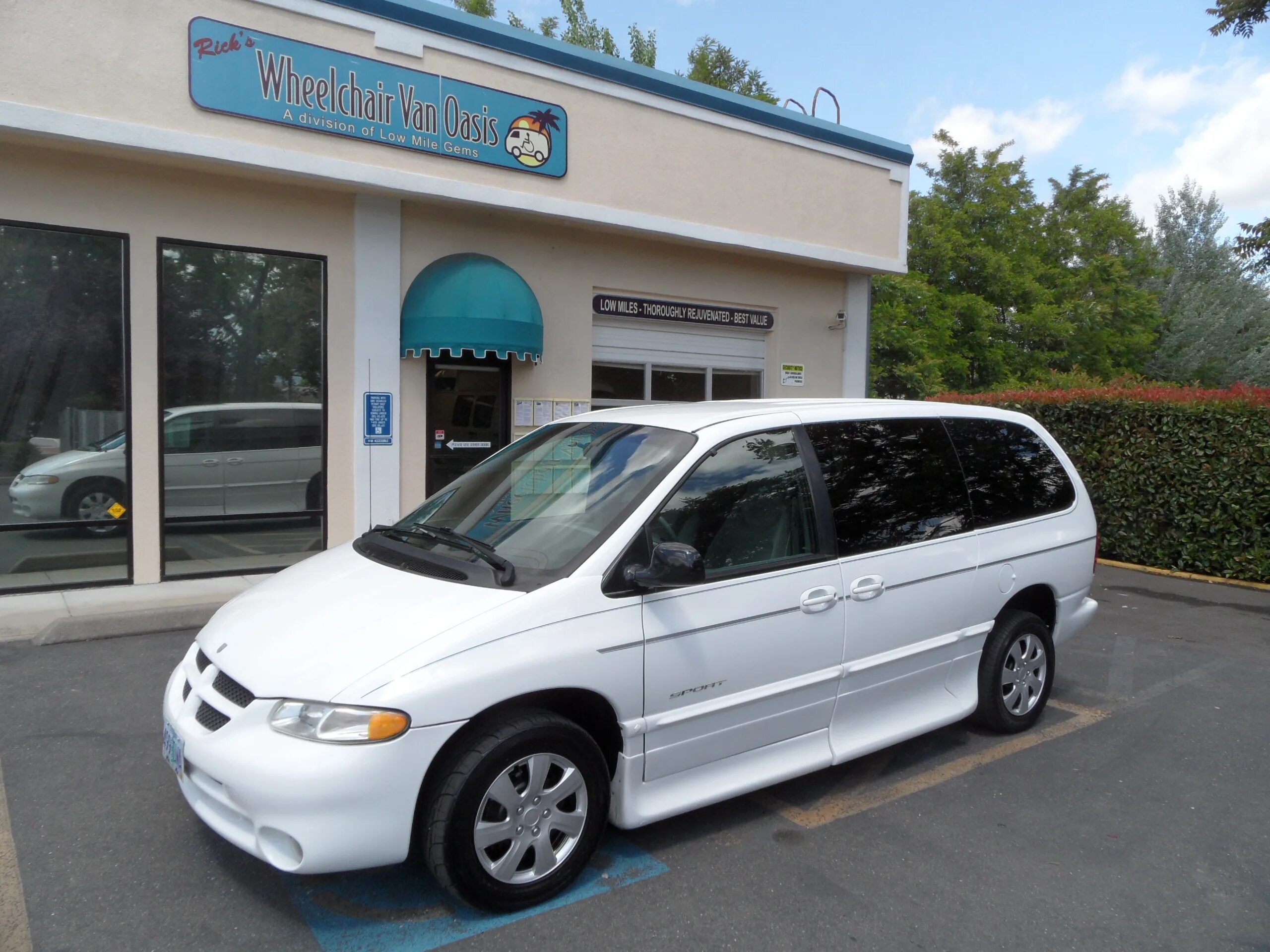 Caravan 3. Dodge grand caravan 3. dodge grand caravan 1999. додж гранд караван спорт 3.3. dodge caravan 1999.