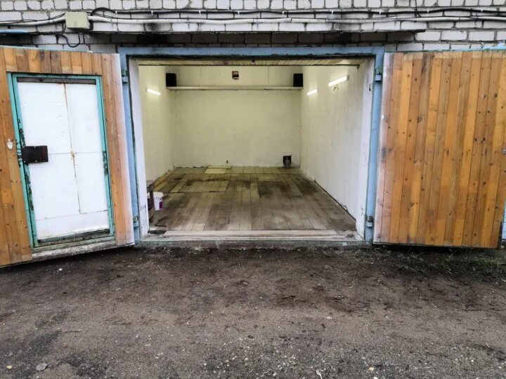 Гараж в апрелевке аренда. Гараж в апрелевке у шрама. Гараж апрелевка. Гараж в апрелевке у шрама. Гараж апрелевка.