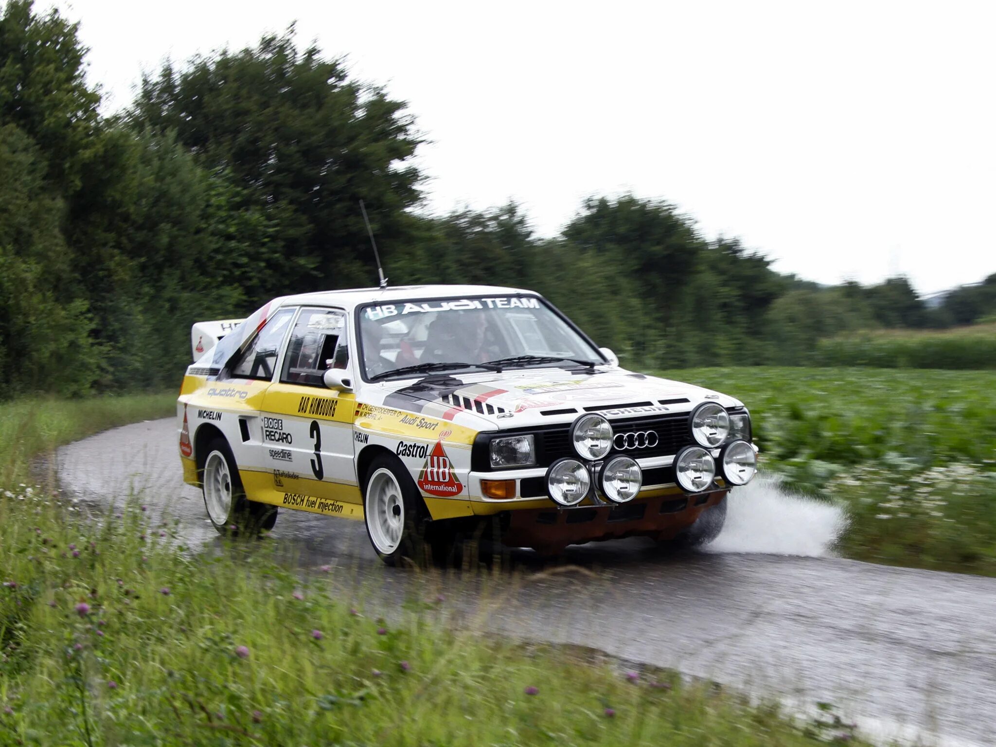 Группа б 22. Ауди кватро 80 ралли. Audi quattro 1984 Rally. Ауди 80 кватро ралли группа б. Ауди кватро спорт 1984 ралли.