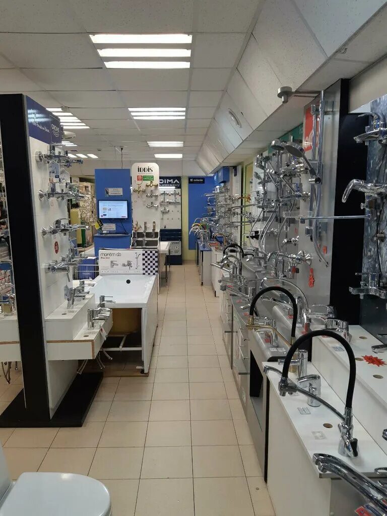 Строймаркет сатурн тольятти. Шоу рум мебели сантехники. Фрунзе 10а тольятти сантехника. Шоу-рум сантехники 50х50. Нижегородский сантехнический магазин.