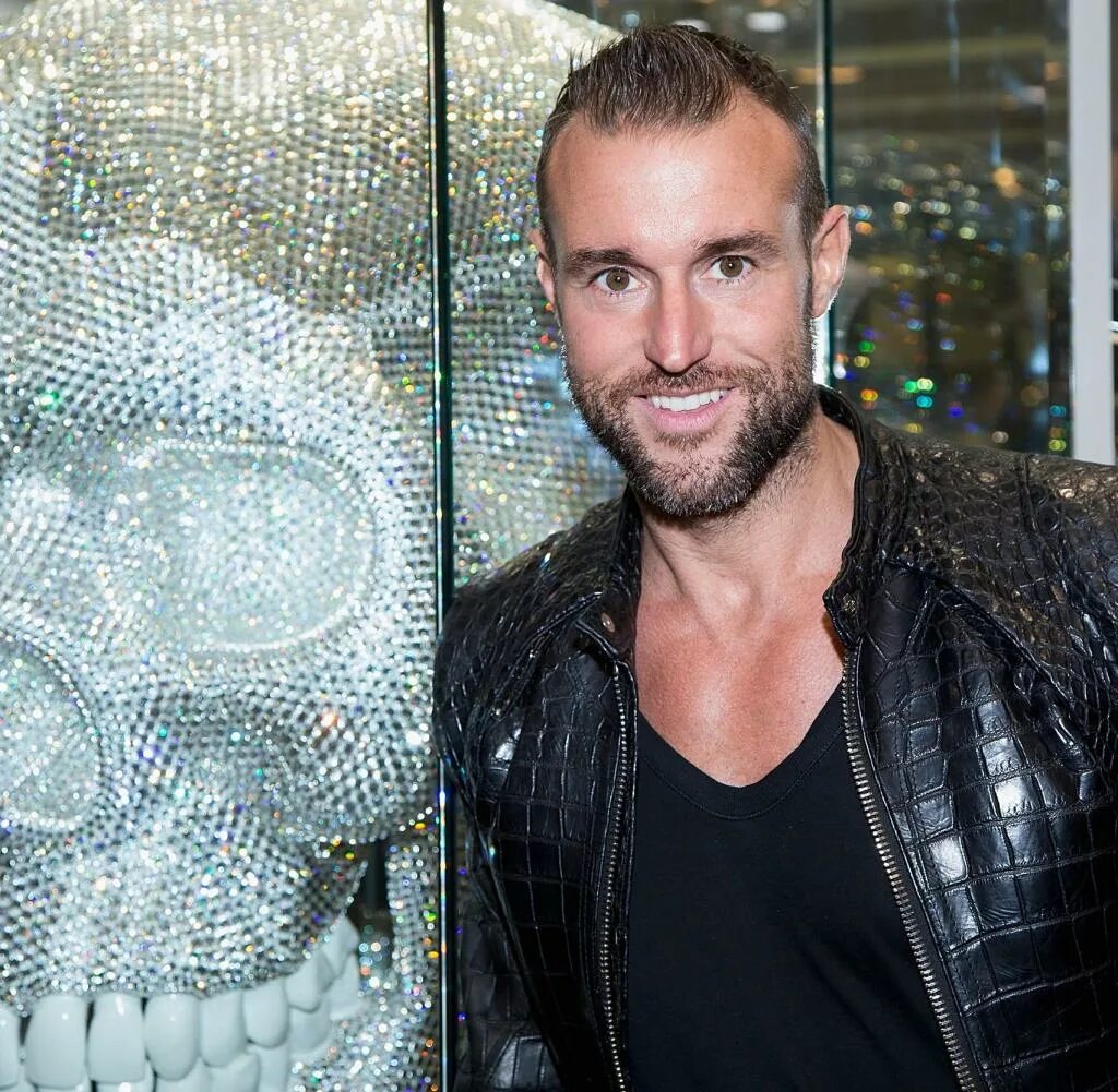 Philipp plein. Philipp plein дизайнер. Филип плейн туалетная