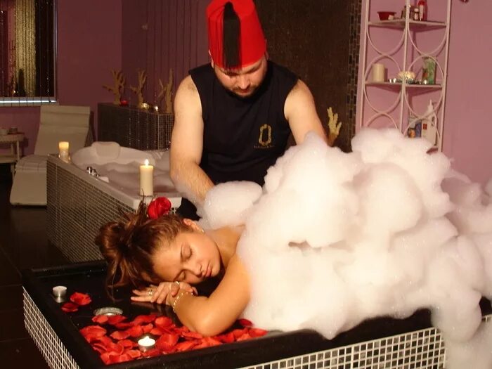 Пена в хамаме. Пенный массаж. Аква пенный. Хамам пенный массаж. Аква пенный массаж.