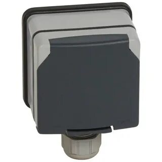 Розетка влагозащищенная ip67